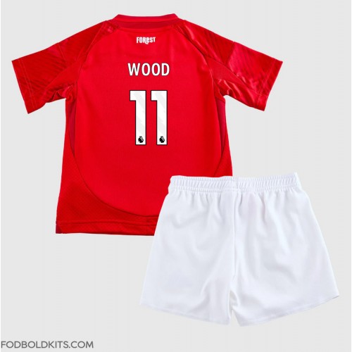 Nottingham Forest Chris Wood #11 Hjemmebanesæt Børn 2024-25 Kortærmet (+ Korte bukser)